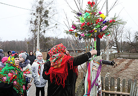 Gramnitsy ancient rite in the village of Novoye Polesie