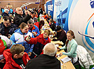 Autograph session with biathlon legends in Raubichi