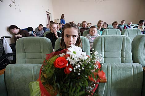 Мисс Беларусь и Мисс мира на коляске посетили Ивенецкий дом-интернат для детей-инвалидов
