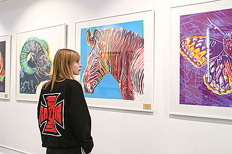 流行艺术之王安迪·沃霍尔的丝网印刷首次在明斯克展出