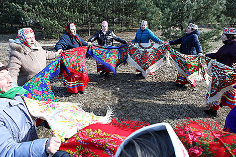 Authentic spring rite in Yelsky District 