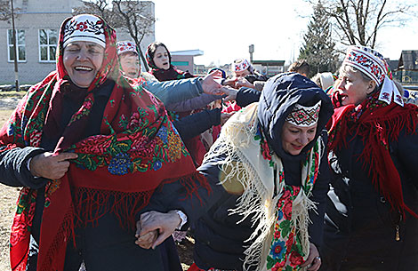 Authentic spring rite in Yelsky District 