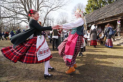 Calling of Spring rite in Vyazynka