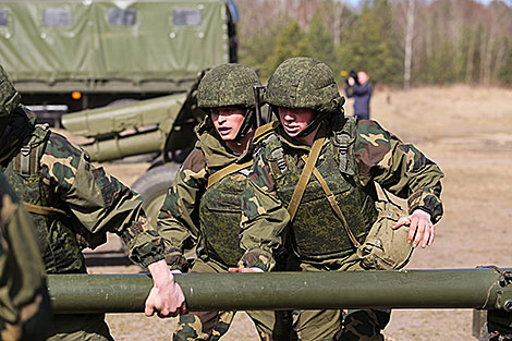 День открытых дверей для родственников военнослужащих на полигоне Брестский