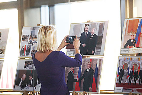 Фотавыстава БЕЛТА, прысвечаная Дню яднання народаў Беларусі і Расіі