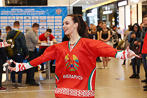 Аўтограф-сесія з хакеістамі зборнай Беларусі ў Мінску