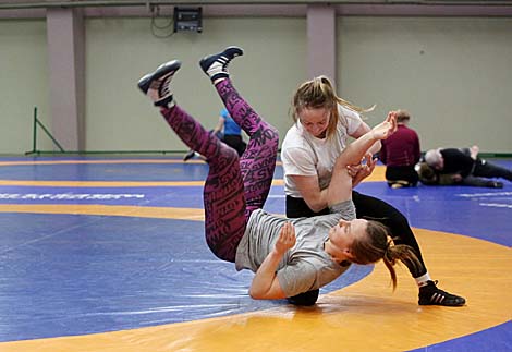 Belarusian women's wrestling team getting ready for 2nd European Games