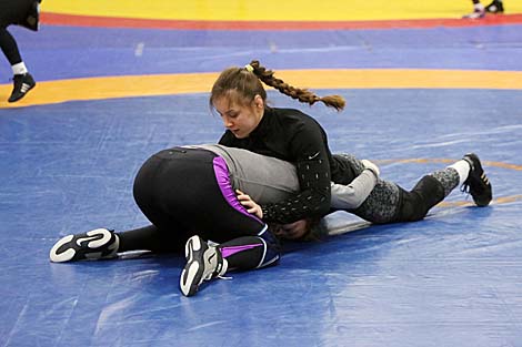 Belarusian women's wrestling team getting ready for 2nd European Games