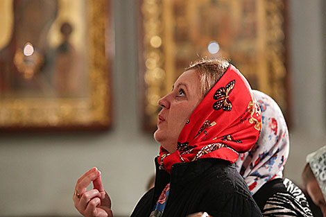 Православные верующие празднуют Пасху