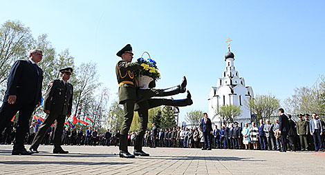 Траурная церемония к годовщине катастрофы на Чернобыльской АЭС в Минске 