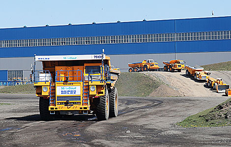 BelAZ on a new level: The first unmanned haul trucks operating in a 5G network have passed the test in Zhodino