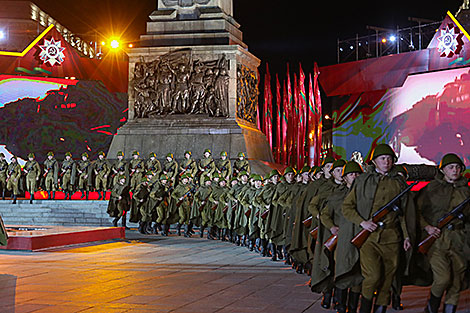 День Победы-2019 в Минске: праздничный концерт на площади Победы