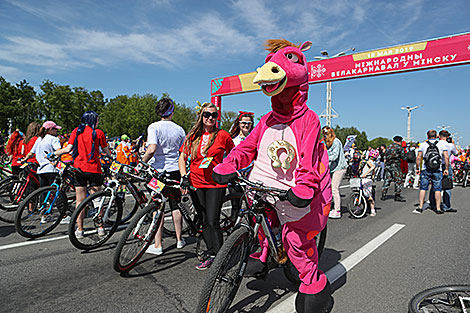 International VIVA, Bike carnival-parade in Minsk