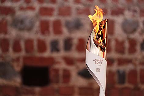Flame of Peace welcomed in Mir Castle 