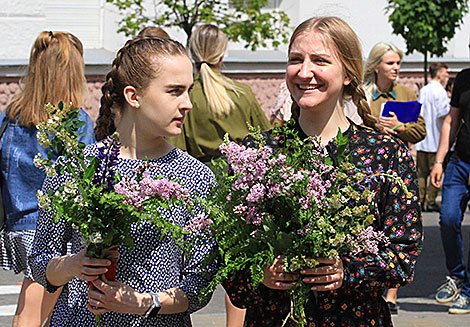 1944 partisan parade reenactment in Minsk