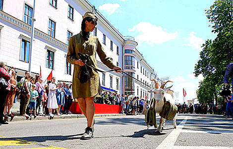Реконструкция партизанского парада 1944-го в Минске 