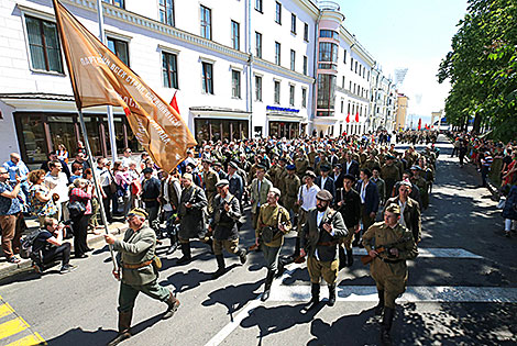 Реконструкция партизанского парада 1944-го в Минске 