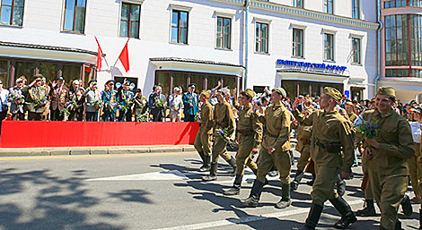 Реконструкция партизанского парада 1944-го в Минске 