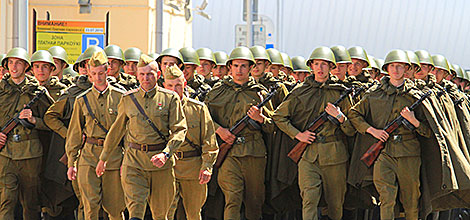 1944 partisan parade reenactment in Minsk