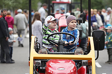 Open Doors Day at Minsk Tractor Plant