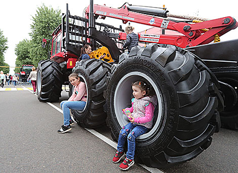 Open Doors Day at Minsk Tractor Plant