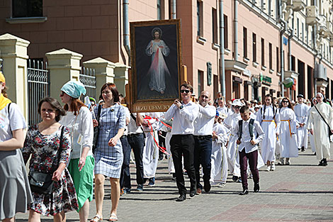 Католическая процессия Божьего Тела в Минске