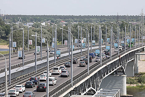 Мост праз раку Сож у Гомелі