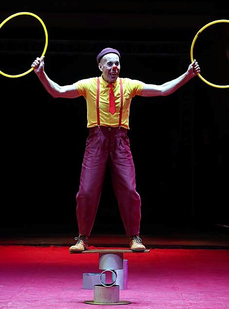 Belarusian circus launches new show 