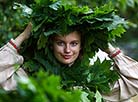 Ульяна Дырман в роли Куста на празднике "Хлевская сёмуха"