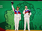 俄罗斯枪手维塔林娜•巴察拉什金娜和阿尔焦姆•切尔诺乌索夫成为第二届欧运会冠军