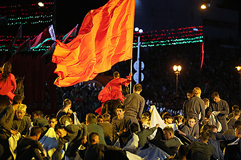 Mass theatrical show Heroic Belarus in Minsk in honor of Independence Day