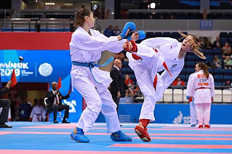 Miroslava Kopunova (Slovakia) and Irina Zaretska (Azerbaijan)