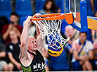 Слэм-данк в исполнении игрока команды Mr.Magic на чемпионате Беларуси по баскетболу 3х3