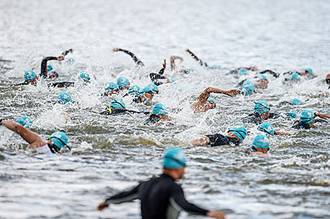 VOLATFEST 2019 in Minsk: swimming