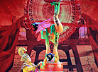 Цирковое шоу "Радуга Шелкового пути" показали акробаты из Китая на "Славянском базаре"
