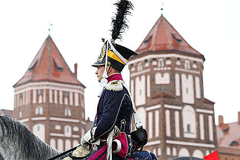 Military history festival in Mir