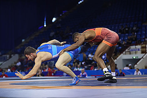 Nathan Johnson (USA) vs Ruslan Abdulaev (Russia)