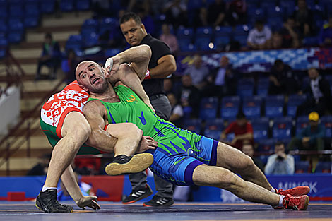 Denis Khromenkov (Belarus) vs Magomed Ibragimov (Uzbekistan)