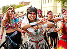 Vulica Brasil: красочный карнавал прошёл на фестивале урбан-арта в Минске