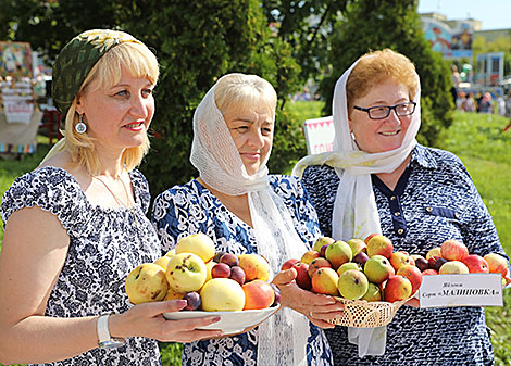 Savior of the Apple Feast Day in Polotsk 