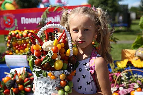 Ivye Tomato Festival