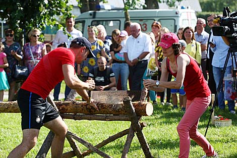 Ivye Tomato Festival