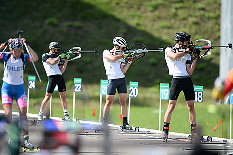 Удзельнікі чэмпіяната свету па летнім біятлоне треэніруюцца ў 