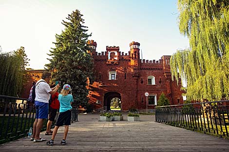 Холмские ворота Брестской крепости 