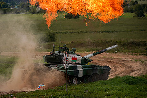 Tankman's Day celebrations at Stalin Line