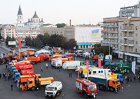 Belarusian equipment on display in Zhitomir