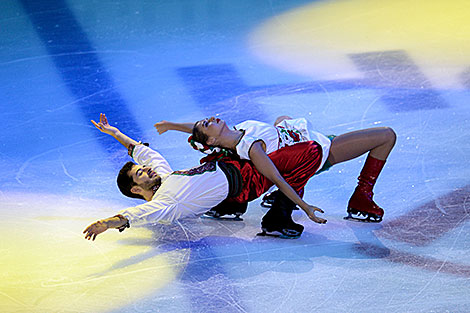 Aleksandra Nazarova and Maksim Nikitin