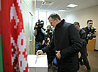 Minsk Oblast Governor Anatoly Isachenko casts his vote 