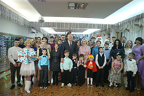 Sergei Rumas with children from Minsk Orphanage No.7