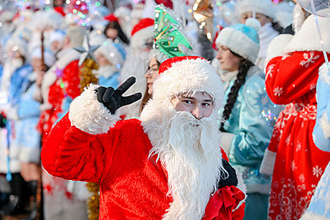 Parade of Father Frosts and Snow Maidens in Minsk